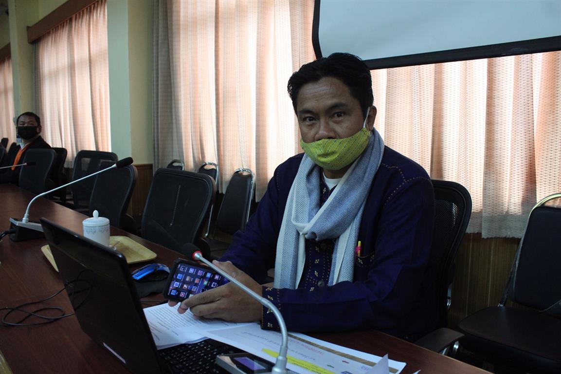 28 พ.ค. 2563 พช.นครพนม ร่วมการประชุมชี้แจงแนวทางการเสนอโครงการภายใต้กรอบนโยบายฟื้นฟูเศรษฐกิจและสังคมของประเทศ