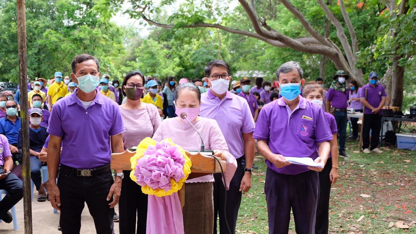 3 มิ.ย. 63 พช. นครพนม รวมพลังสตรีอาสาพัฒนาปลูกป่าเฉลิมพระเกียรติฯ ณ อำเภอนาแก