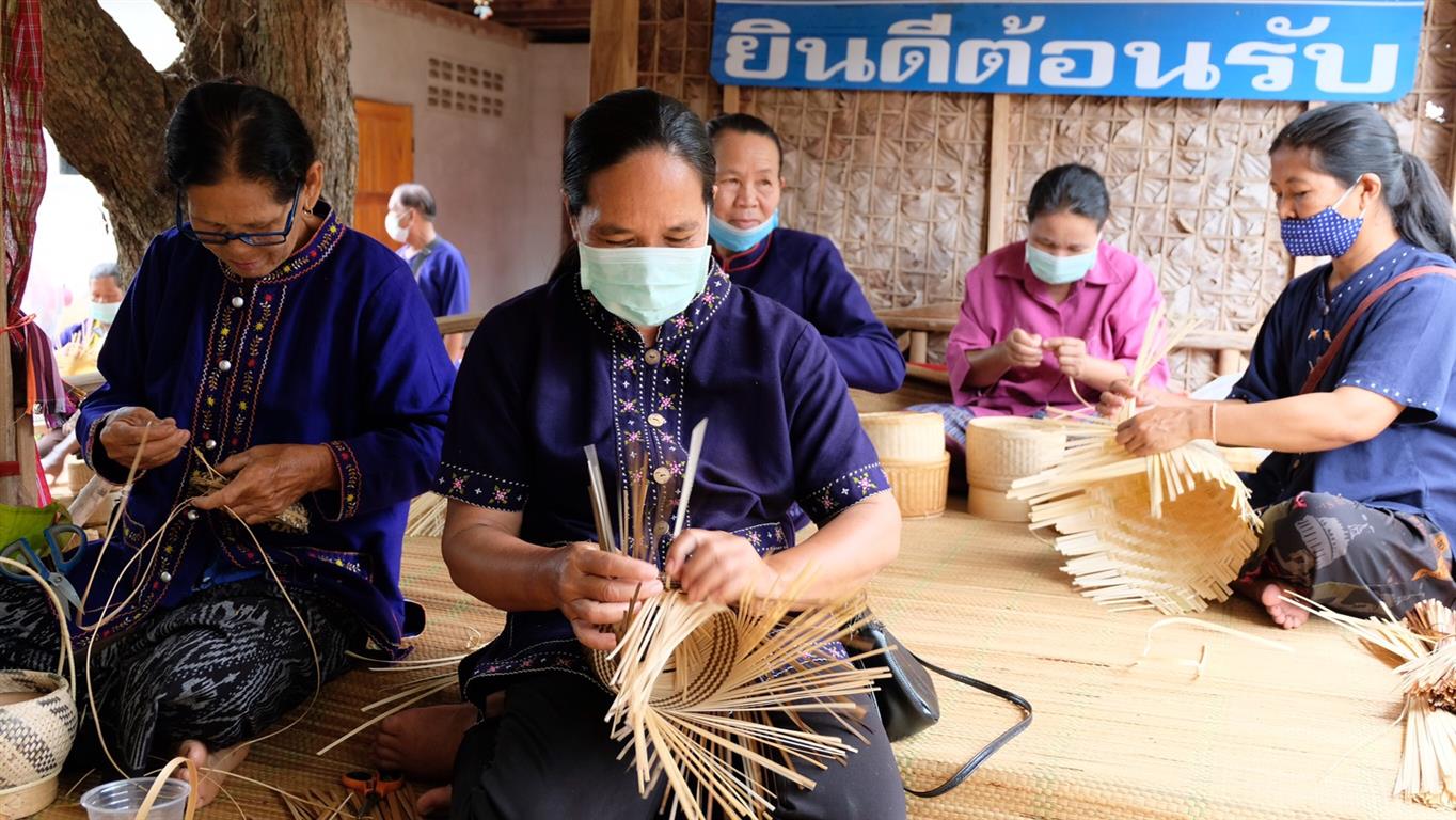 15 ก.ค. 2563 นครพนม ดำเนินกิจกรรมการประกวดหมู่บ้านเศรษฐกิจพอเพียง และคัดสรรกิจกรรมพัฒนาชุมชนดีเด่น 2563
