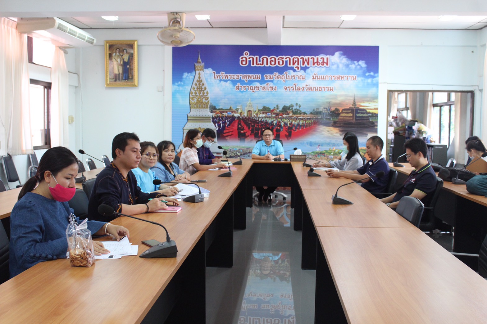 18 ส.ค. 2563 กรมการพัฒนาชุมชน ติดตามผลการดำเนินงานสื่อสัญญาณอินเตอร์เน็ตความเร็วสูง การตรวจสอบสิทธิ์การใช้บริการอินเตอร์เน็ต ฯ ในพื้นที่จังหวัดนครพนม