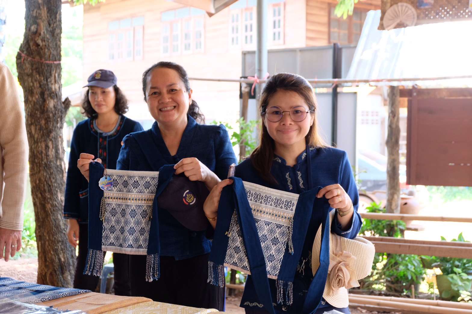11 ก.ย. 2563 ผู้ตรวจราชการกรมการพัฒนาชุมชน ติดตามการดำเนินงาน “โคก หนอง นา โมเดล”
