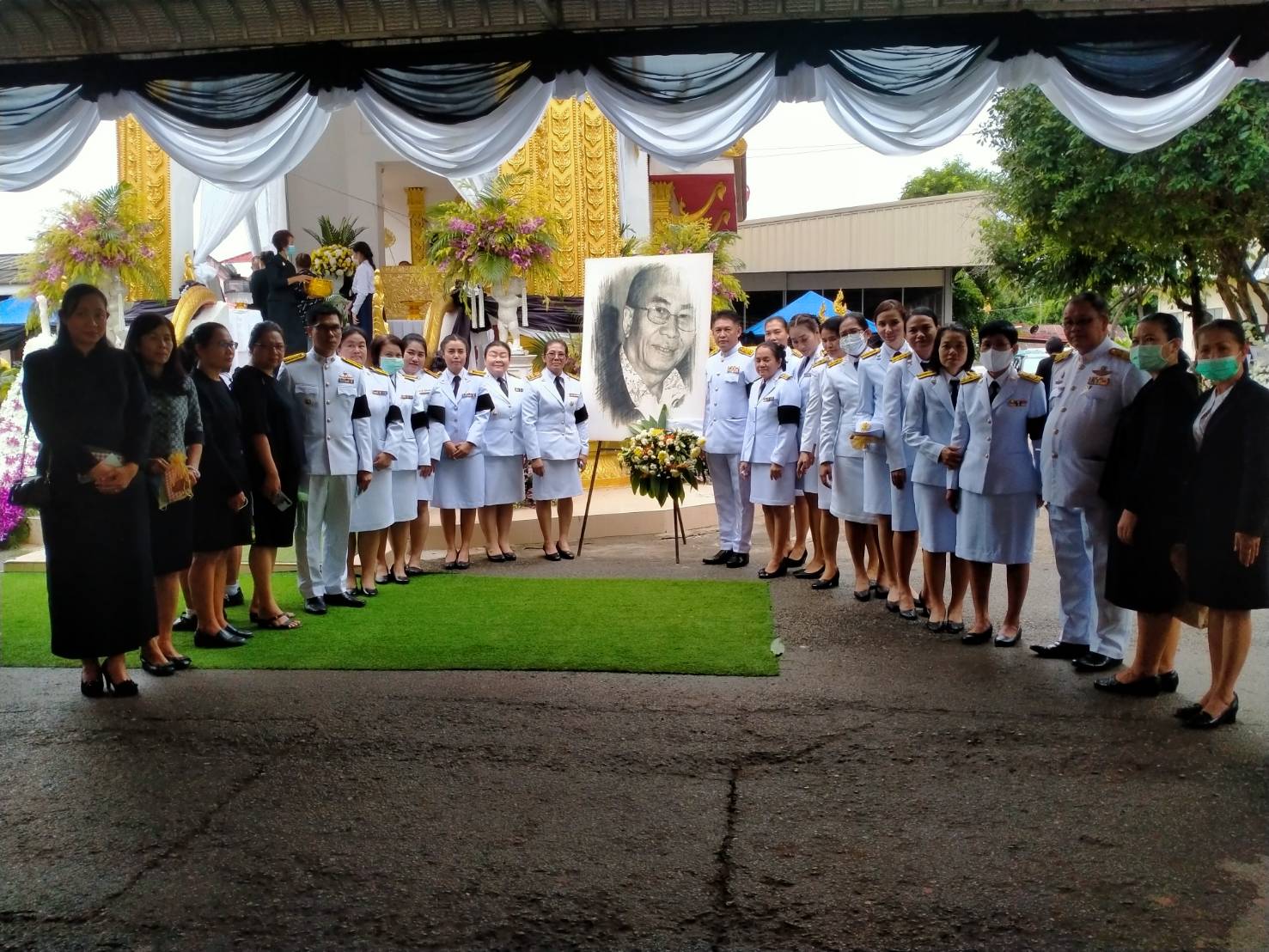 8 ต.ค. 2563 พช.นครพนม ร่วมพิธีพระราชทานเพลิงศพ นายสุบิน วิวัฒนะ อดีตพัฒนาการจังหวัดนครพนม