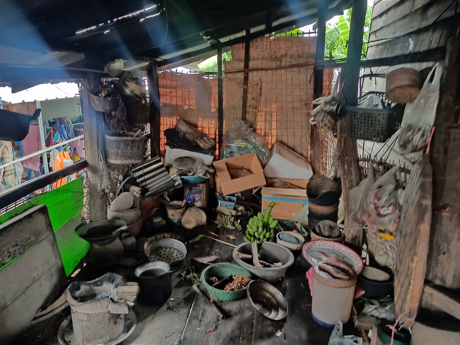 9 ต.ค. 2563 พช.นครพนม ลงพื้นที่ครัวเรือนเป้าหมายโครงการ “นครพนม สร้างสังคมอุดมสุข” บ้านตับเต่าโนนจันทร์ ตำบลพุ่มแก อำเภอนาแก จังหวัดนครพนม