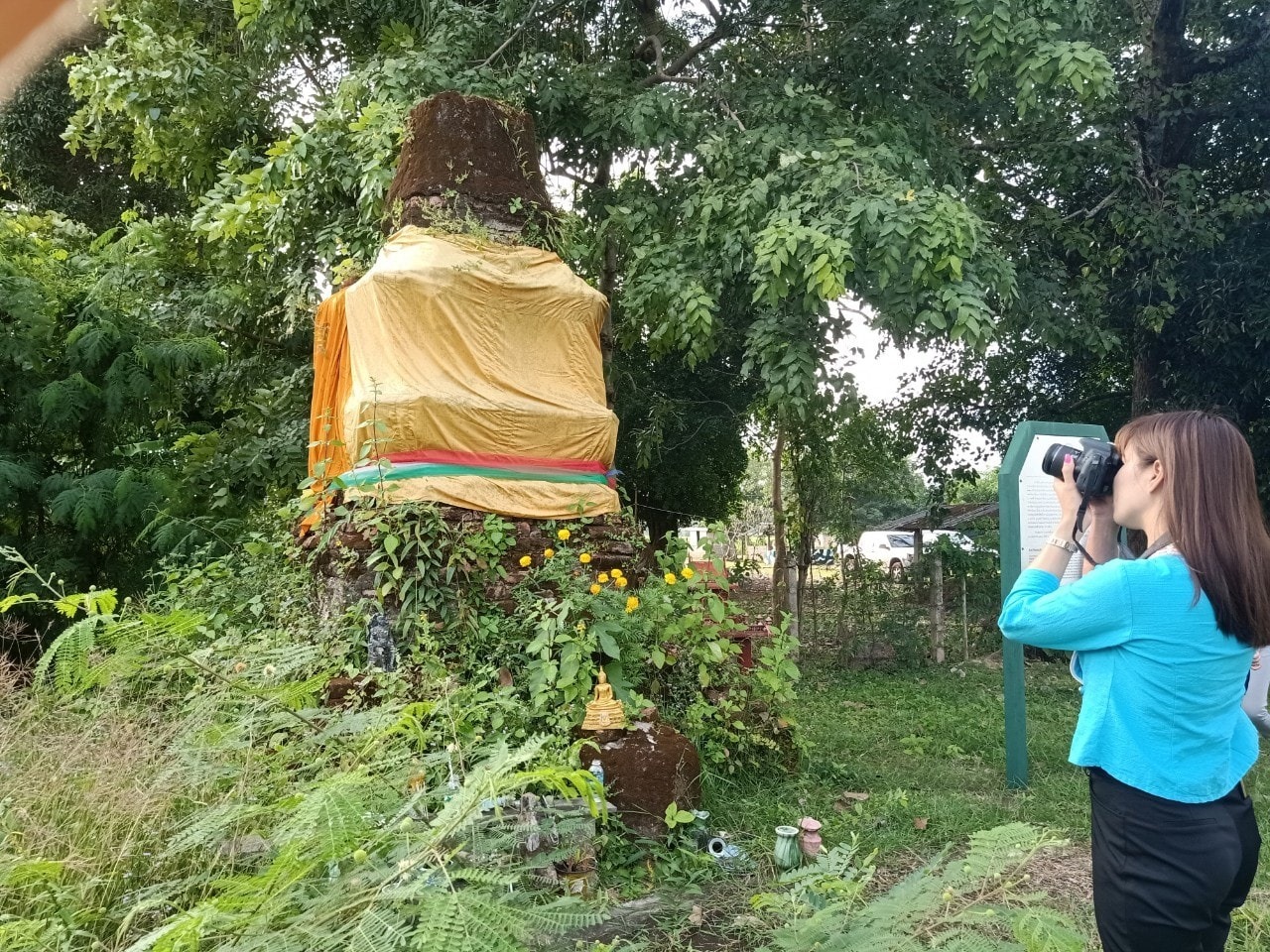 6 พ.ย. 2563 พช.นครพนม ติดตาม สนับสนุนการดำเนินงานชุมชนท่องเที่ยว​ OTOP นวัติวิถี​​ ตำบลท่าค้อ ในพื้นที่อำเภอเมืองนครพนม จังหวัดนครพนม