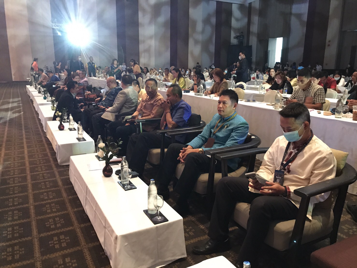 27 พ.ย. 2563 นครพนม ร่วมงานประชุมนานาชาติ เส้นทางไหม สู่อุตสาหกรรมไมซ์ 2020 (ไหมไมซ์) THE SILK ROAD OF ISAN MICE