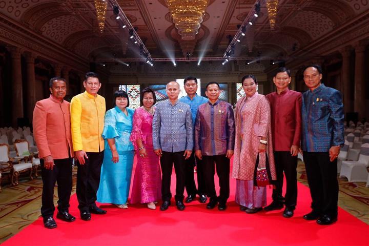 พช.นครพนม ร่วมพิธีงานกาล่าไนท์ ตามโครงการสืบสานภูมิปัญญา OTOP ผ้าไทย และเผยแพร่อัตลักษณ์ผ้าแห่งสยาม
