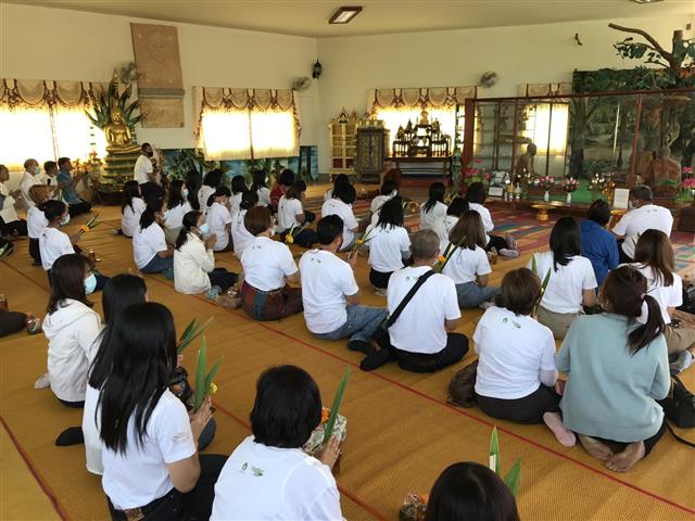ผู้บริหารและพนักงานไทยเบฟเวอเรจฯ คาราวาน ทัวร์ชุมชนท่องเที่ยว OTOP นวัตวิถีนครพนม“เส้นทางท่องเที่ยวตามรอย องค์หลวงปู่มั่น ภูริทัต