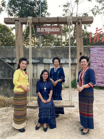 นายกเหล่ากาชาดจังหวัดนครพนมเชิญชวนหิ้วตะกร้า นุ่งซิ่น ถือปิ่นโต ปลูกผักสวนครัวสร้างความมั่นคงทางอาหาร