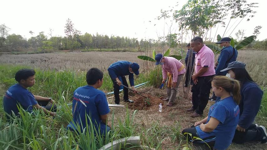หัวหน้าผู้ตรวจราชการกรมการพัฒนาชุมชน ลงพื้นที่ตรวจติดตามการดำเนินงานผู้นำการเปลี่ยนแปลงพื้นที่ “โคก หนอง นา โมเดล” อำเภอปลาปาก จังหวัดนครพนม