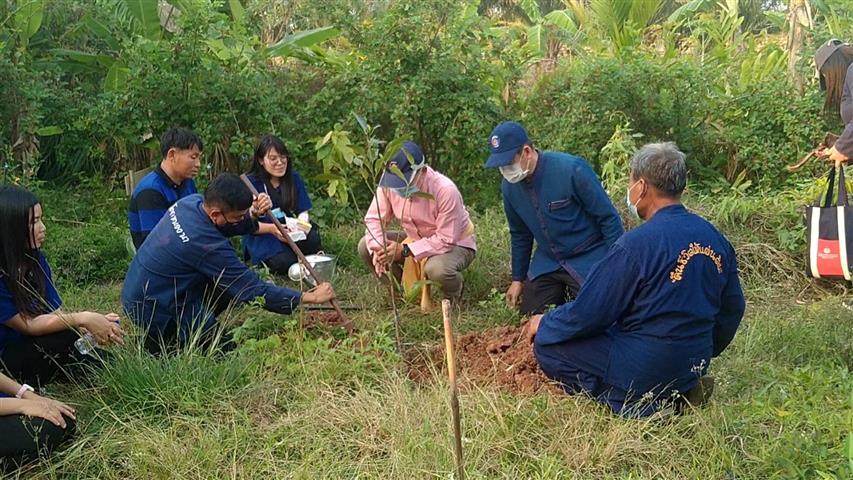 หัวหน้าผู้ตรวจราชการกรมการพัฒนาชุมชน ลงพื้นที่ตรวจติดตามการดำเนินงานผู้นำการเปลี่ยนแปลงพื้นที่ “โคก หนอง นา โมเดล” อำเภอปลาปาก จังหวัดนครพนม