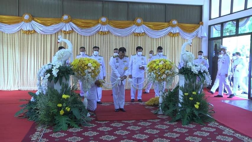 พลเอก ดาว์พงษ์ รัตนสุวรรณ องคมนตรี ผู้แทนพระองค์ ร่วมเปิดนิทรรศการเฉลิมพระเกียรติฯ ”โรงเรียนในพระราชูปถัมภ์ฯ รวมใจ เทิดไท้องค์ราชัน” และการแสดงผลงานของนักเรียนกลุ่มโรงเรียนในพระราชูปถัมภ์ฯ ประจำปีการศึกษา 2563