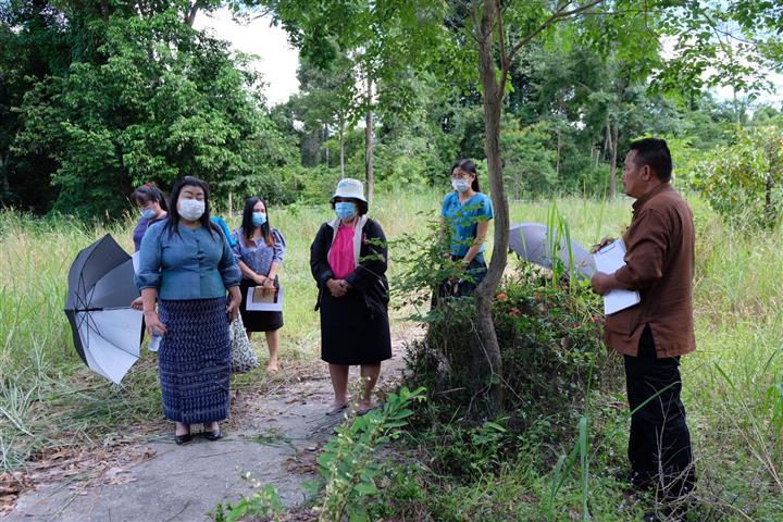 พช.นครพนม สนับสนุนการดำเนินงาน “โคก หนอง นา พช.”