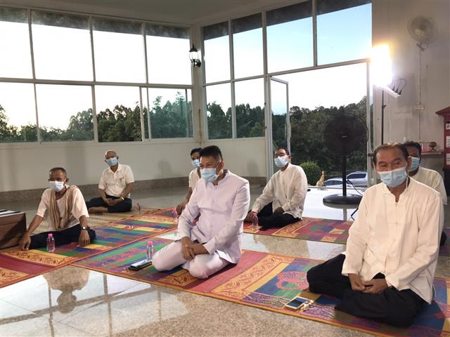 พช.นครพนม ร่วมรับฟังธรรมมะออนไลน์ “หลักธรรม นำทาง ส่องสว่างให้ชีวิต”(ธรรมมะออนทัวร์ ปีที่ 10) ภายใต้โครงการท่องเที่ยวชุมชนตามรอยองค์หลวงปู่มั่น ภูริทัตโต