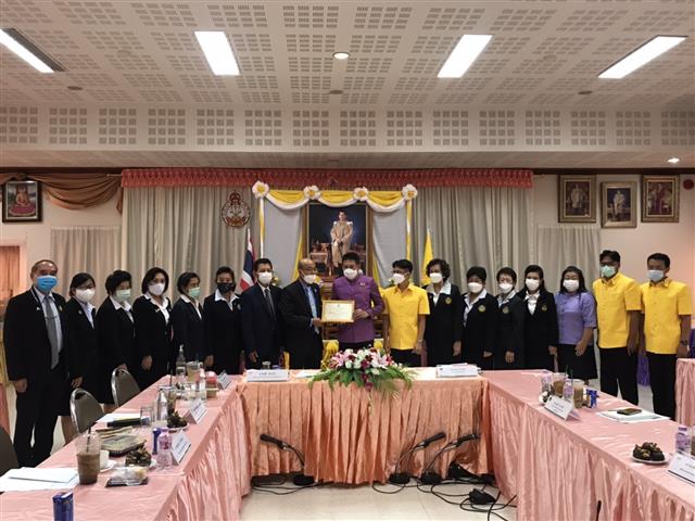 พช.นครพนม จับมือกับศาลเยาวชนและครอบครัวจังหวัดนครพนม เร่งสร้างพื้นที่เรียนรู้ตามโครงการ “โคก หนอง นา แห่งน้ำใจและความหวัง เพิ่มพลังใจเยาวชนเมืองศรีโคตรบูรณ์”