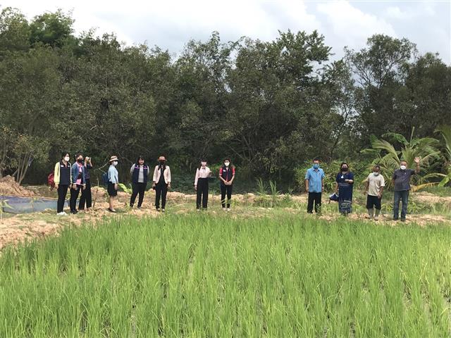 พช.นครพนม เดินหน้านิเทศ ติดตามให้คำแนะนำ สนับสนุนการปฏิบัติงานและประเมินผลการดำเนินงานพัฒนาชุมชน รอบไตรมาส 3-4 ประจำปีงบประมาณ พ.ศ.2564