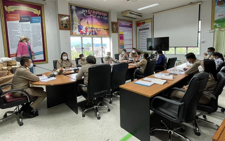 พช.นครพนม ประชุม Monday Brief ผู้อำนวยการกลุ่มงาน นักวิชาการพัฒนาชุมชนและเจ้าหน้าที่ทุกคนในการขับเคลื่อนงานพัฒนาชุมชน ไตรมาส 4 ประจำปี 2564