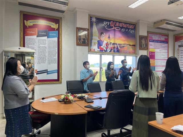 พช.นครพนม ร่วมรับฟังการประชุมมอบนโยบายและแนวทางการขับเคลื่อนงานพัฒนาชุมชน ประจำปีงบประมาณ 2565