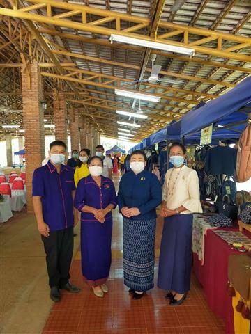 ผู้ว่าฯ นครพนม จับมือกงสุลใหญ่สาธารณรัฐสังคมนิยมเวียดนามประจำจังหวัดขอนแก่น เปิดพิธีปลูกต้นไม้เพื่อรำลึก 45 ปี แห่งการสถาปนาความสัมพันธ์ทางการทูตไทย – เวียดนาม