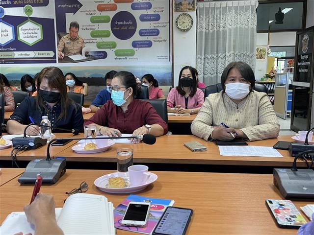 พช.นครพนม ประชุม Morning Brief ผู้อำนวยการกลุ่มงาน นักวิชาการพัฒนาชุมชนและเจ้าหน้าที่ทุกคนในการขับเคลื่อนงานพัฒนาชุมชน