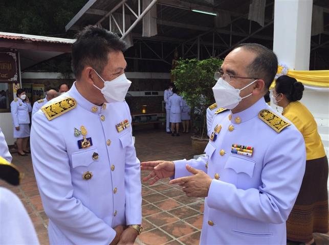 พช.นครพนม ร่วมพิธีถวายผ้ากฐินพระราชทาน กรมการพัฒนาชุมชน ประจำปี พ.ศ.2564