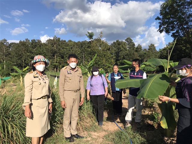 นครพนม เดินหน้าขับเคลื่อน โคก หนอง นา พัฒนาชุมชน สู่เป้าหมาย “พัฒนาเศรษฐกิจ เสริมสร้างคุณภาพชีวิต พิชิตความยากจน”