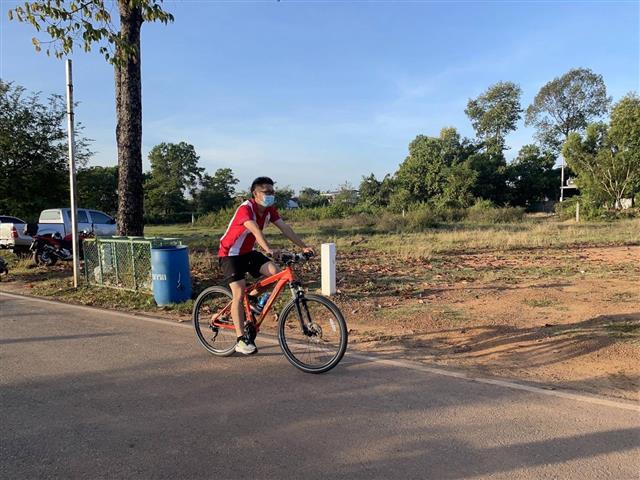 พช.นครพนม กระตุ้นการท่องเที่ยวเชิงสุขภาพ ร่วมกิจกรรม”ปั่นจักรยานชายโขง”