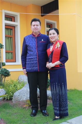 พ่อเมืองนครพนม นำทัพเดินหน้าส่งเสริมการใช้และสวมใส่ผ้าไทย ตามพระดำริสมเด็จพระเจ้าลูกเธอ เจ้าฟ้าสิริวัณณวรี นารีรัตนราชกัญญา “ผ้าไทยใส่ให้สนุก” และตามมติคณะรัฐมนตรี เมื่อวันที่ 9 มิถุนายน 2563