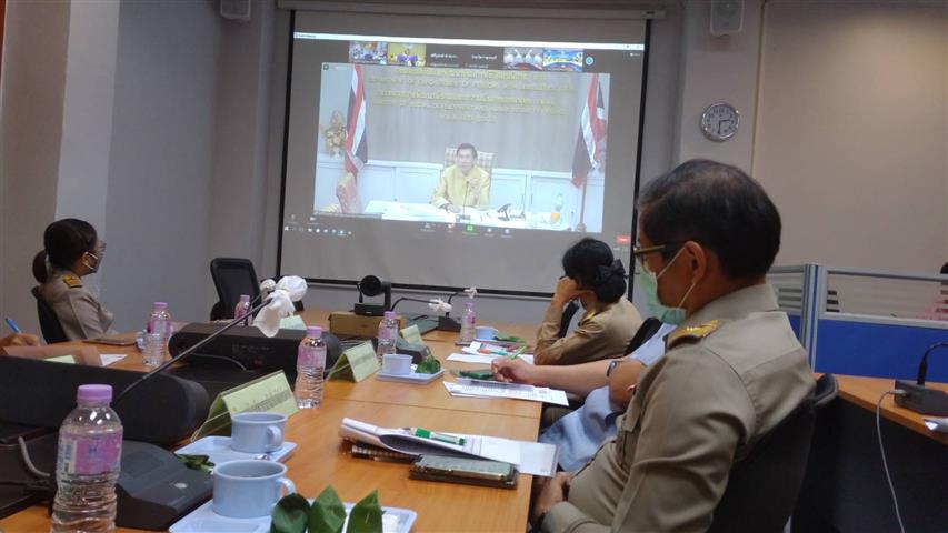 พช.นครพนม ร่วมรับฟังการประชุมชี้แจงแนวทางการขับเคลื่อนการพัฒนารูปแบบการเพิ่มประสิทธิภาพการบริหารราชการในจังหวัดให้มีการทำงานที่มีผลสัมฤทธิ์สูง ประจำปีงบประมาณ พ.ศ. 2565 ตามแผนการปฏิรูปประเทศ ด้านการบริหารราชการแผ่นดิน ผ่านสื่ออิเล็กทรอนิกส์ (ZOOM)
