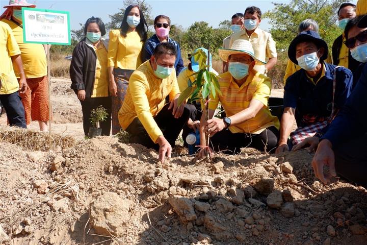 พช.นครพนม จัดกิจกรรมเอามื้อสามัคคี เนื่องใน “วันดินโลก” (World Soil Day) และสัปดาห์การพัฒนา