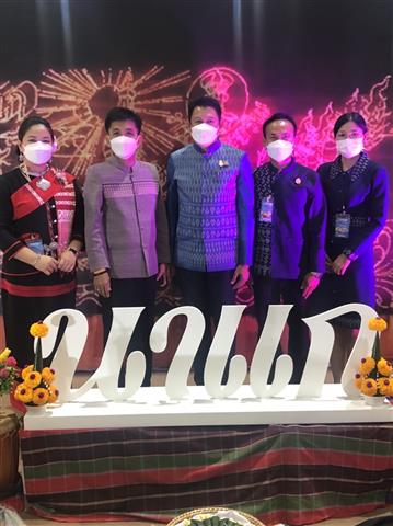 ผู้ว่าฯ นครพนม ร่วมพิธีเปิดงานโอทอปไทย สู้ภัยโควิค – 19