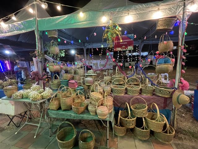 ผู้ว่าฯ นครพนม ส่งเสริมและกระตุ้นเศรษฐกิจการท่องเที่ยว จัดงาน“Nakhon Phanom Winter Festival” ตอน สายลมแห่งความทรงจำ