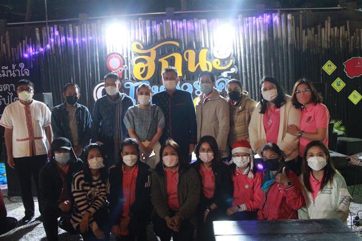 อลังการ “ร้อยหลาก พรรณราย ผ้าไทยนครพนม” งาน Nakhon Phanom Winter Festival ตอน สายลมแห่งความทรงจำ