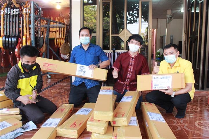 พช.นครพนม หนุนเสริมช่องทางการตลาดออนไลน์ สร้างมิติใหม่ในการจำหน่ายสินค้า OTOP นครพนม