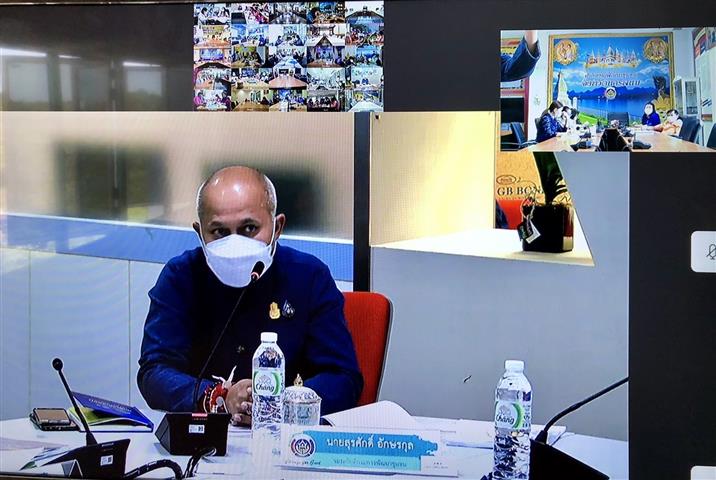 พช.นครพนม ร่วมรับฟังการประชุมเชิงปฏิบัติการดำเนินงานตามมาตรการปรับปรุงประสิทธิภาพในการปฏิบัติราชการ ประจำปีงบประมาณ พ.ศ.256