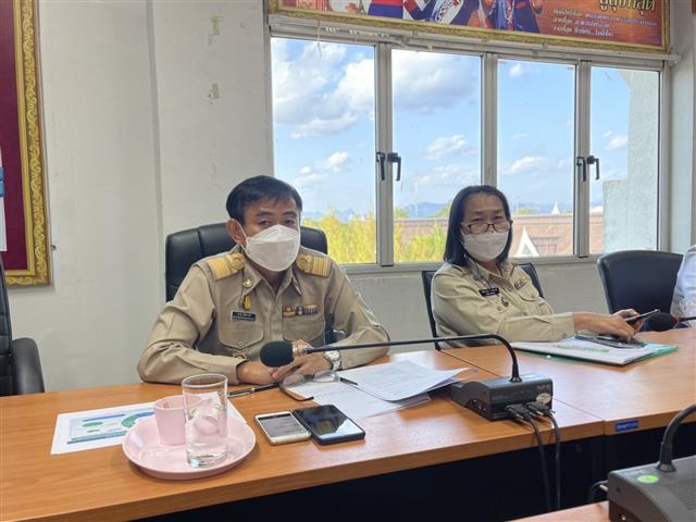 พช.นครพนม ร่วมรับฟังการประชุมชี้แจงการดำเนินงานโครงการพัฒนาพื้นที่ต้นแบบการพัฒนาคุณภาพชีวิตตามหลักทฤษฎีใหม่ประยุกต์สู่ “โคก หนอง นา โมเดล”