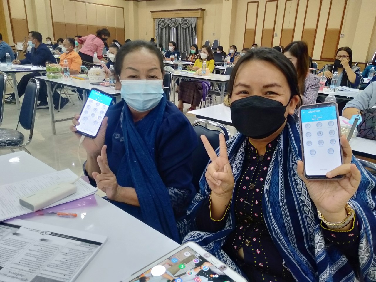 พช.นครพนม เผยแพร่ ประชาสัมพันธ์ Application “CDD พกพา” และ “Click ชุมชน” แพลตฟอร์มบริการดิจิทัลอัจฉริยะที่รู้ทุกเรื่องของ พช. เพื่อเป็นของขวัญแก่ประชาชน และนำมาวางแผนพัฒนาคุณภาพชีวิตฯ