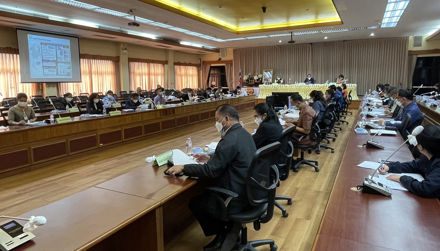 พช.นครพนม ร่วมประชุมคณะกรรมาธิการติดตาม เสนอแนะ และเร่งรัดการปฏิรูปประเทศ และการจัดทำและดำเนินการตามยุทธศาสตร์ชาติ