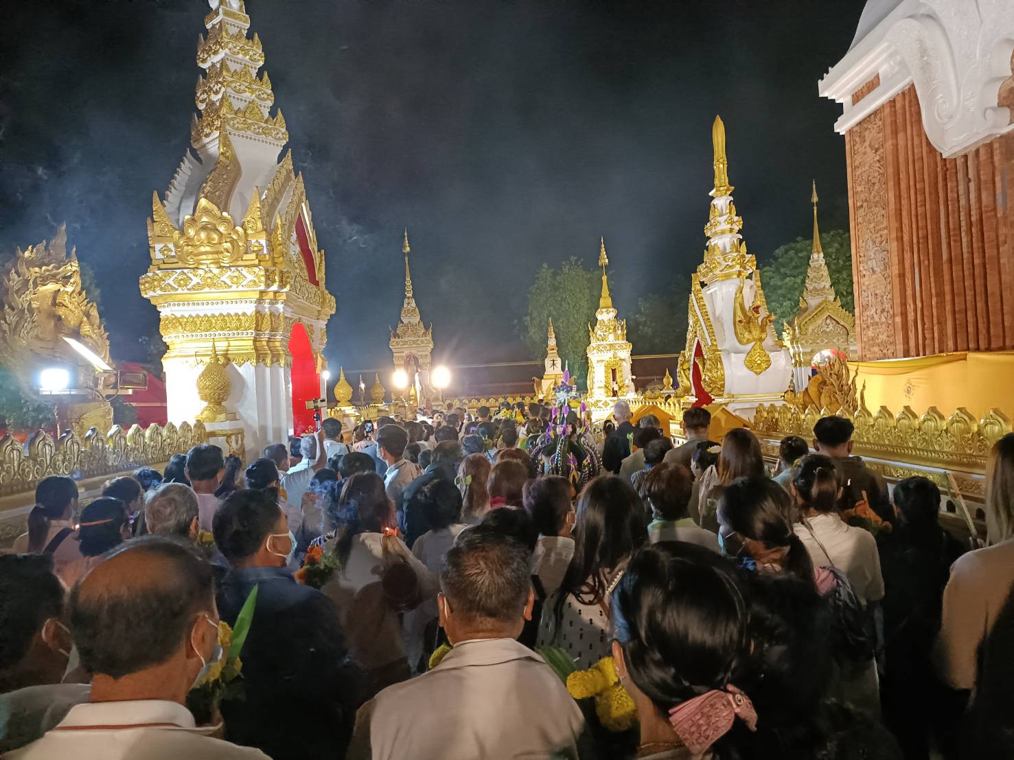 พช.นครพนม ร่วมบุญใหญ่ ในวันมาฆบูชา สืบสานงานนมัสการองค์พระธาตุพนม ประจำปี 2565
