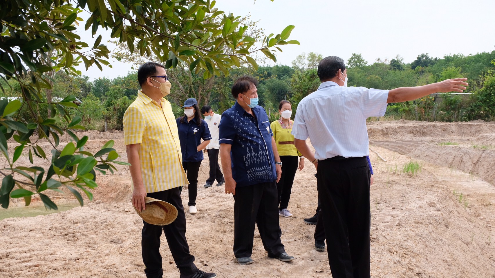 ผู้ตรวจราชการกรมการพัฒนาชุมชน เขตตรวจราชการที่ 11 ลงพื้นที่ติดตามผลการดำเนินงานขับเคลื่อนงานพัฒนาชุมชนจังหวัดนครพนม ประจำเดือน มีนาคม 2565