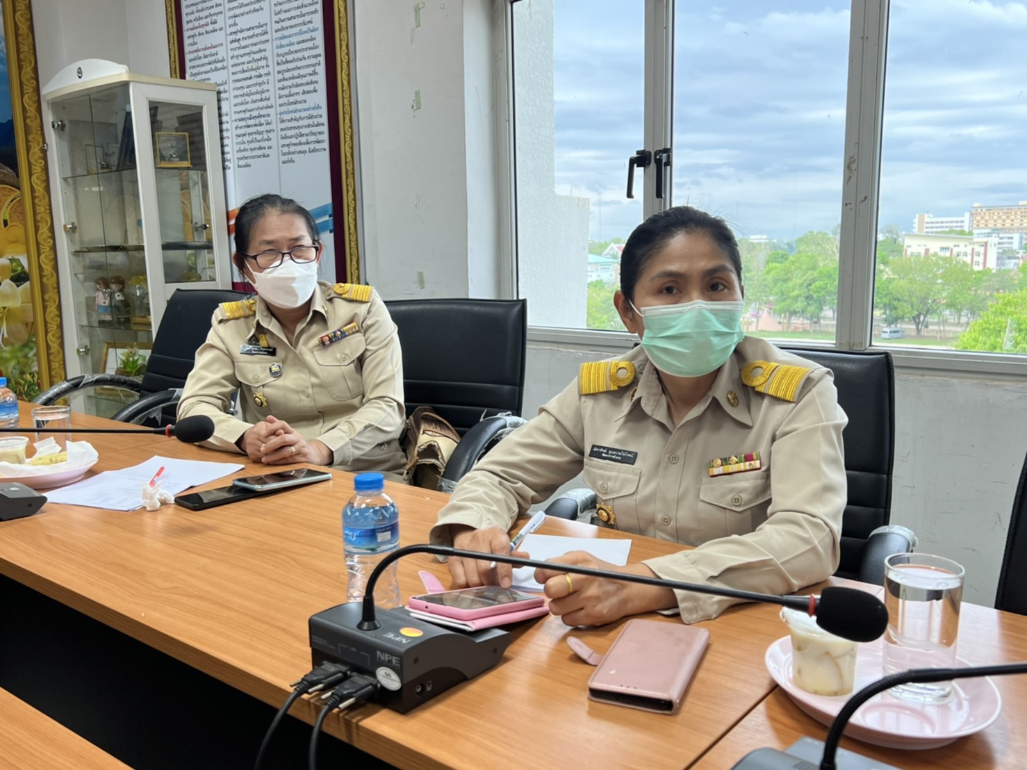 พช.นครพนม ร่วมรับฟังการประชุมสร้างความรู้ความเข้าใจเกี่ยวกับระบบโปรแกรมจัดเก็บ บันทึก และประมวลผลการจัดเก็บข้อมูล จปฐ. ปี 2565 (eBMN) และการเผยแพร่ประชาสัมพันธ์ฯ ผ่านระบบวีดิทัศน์ทางไกล (Video Conference)