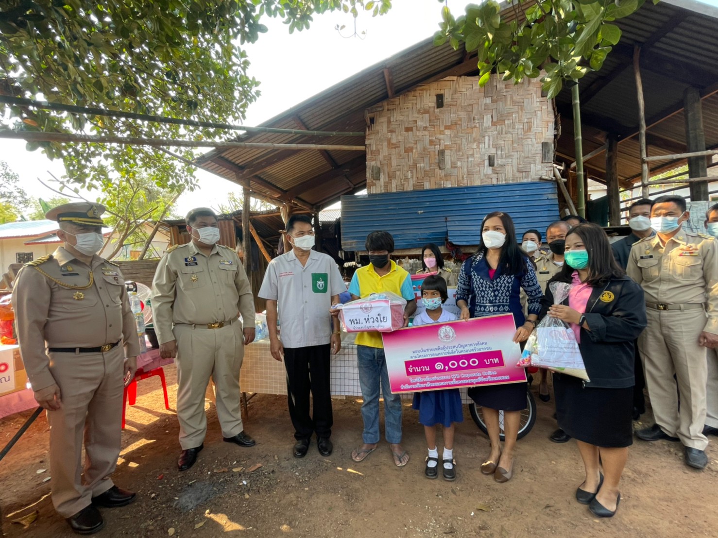 จังหวัดนครพนม รุกขับเคลื่อน “นครพนม สร้างสังคมอุดมสุข ทุกช่วงวัยอย่างยั่งยืน” ประจำปี 2565 พื้นที่อำเภอศรีสงคราม