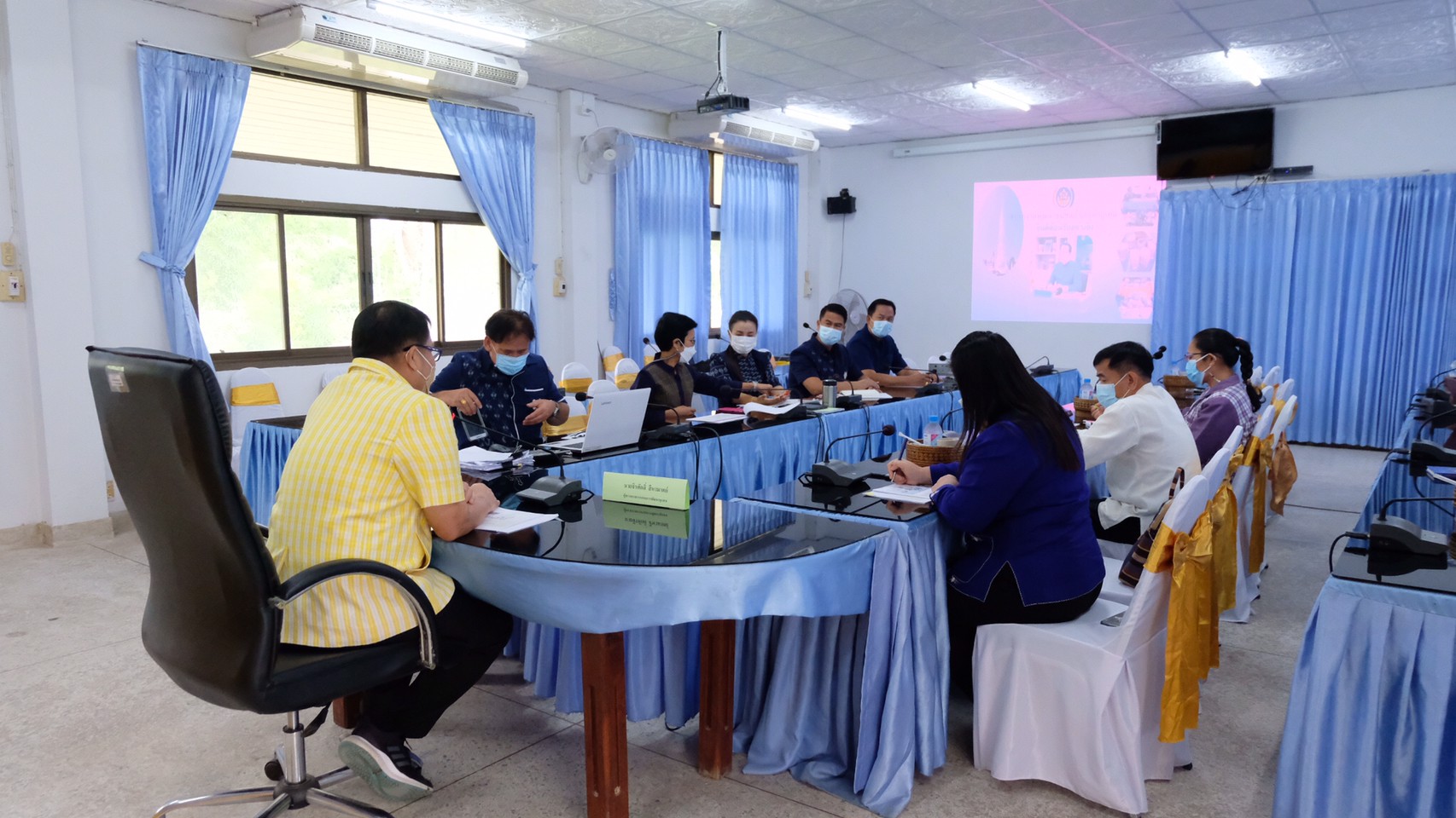 ผู้ตรวจราชการกรมการพัฒนาชุมชน เขตตรวจราชการที่ 11 ลงพื้นที่ติดตามผลการดำเนินงานขับเคลื่อนงานพัฒนาชุมชนจังหวัดนครพนม ประจำเดือน มีนาคม 2565