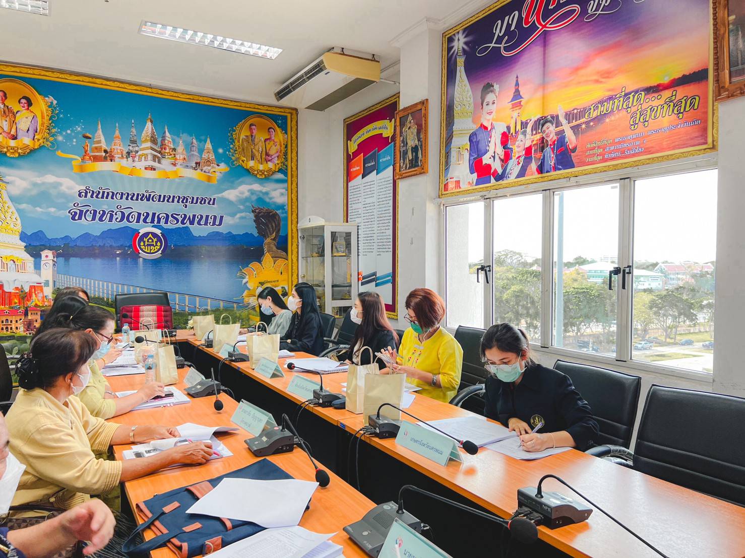 สตรีนครพนม มีเฮ! คณะอนุกรรมการบริหารกองทุนพัฒนาบทบาทสตรีระดับจังหวัด รุกส่งเสริมอาชีพสตรี