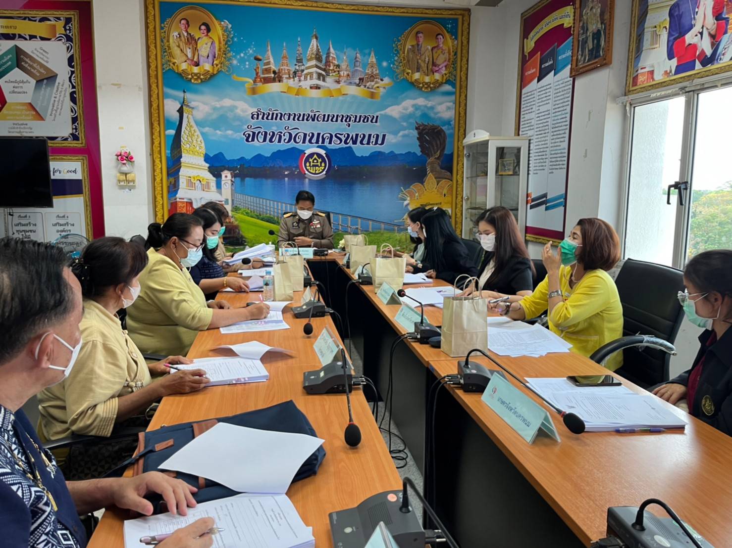 สตรีนครพนม มีเฮ! คณะอนุกรรมการบริหารกองทุนพัฒนาบทบาทสตรีระดับจังหวัด รุกส่งเสริมอาชีพสตรี