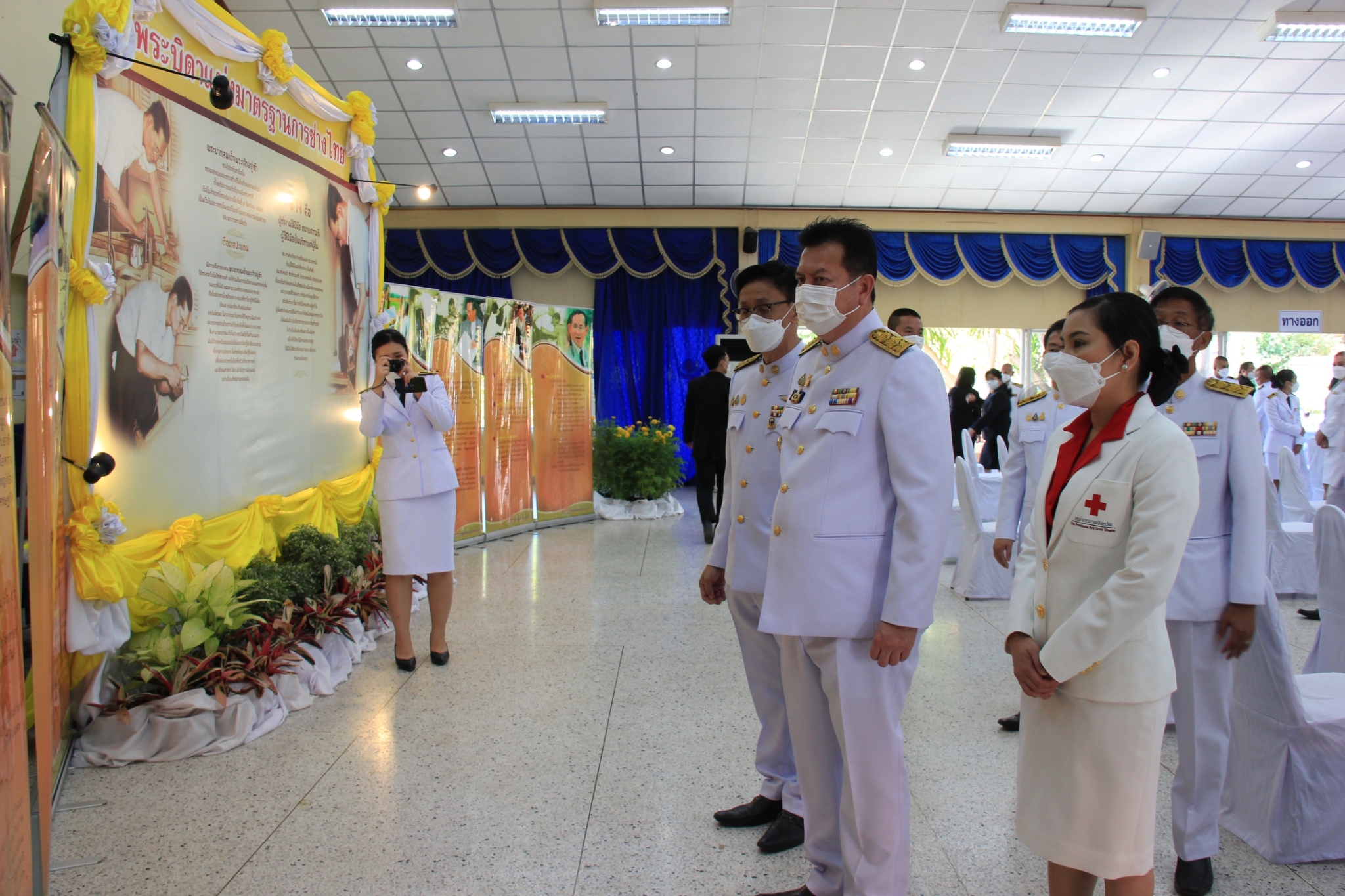 จังหวัดนครพนม ประกอบพิธีถวายเครื่องราชสักการะพระบิดาแห่งมาตรฐานช่างไทย