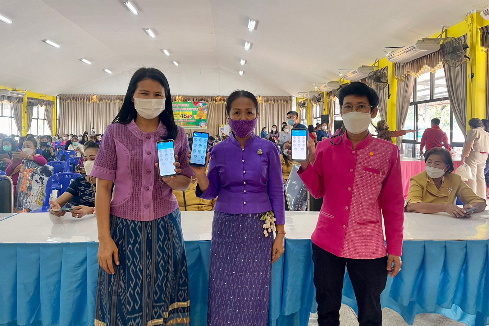 พช.นครพนม เผยแพร่ ประชาสัมพันธ์ Application “CDD พกพา” และ “Click ชุมชน” แพลตฟอร์มบริการดิจิทัลอัจฉริยะที่รู้ทุกเรื่องของ พช. เพื่อเป็นของขวัญแก่ประชาชน และนำมาวางแผนพัฒนาคุณภาพชีวิตฯ