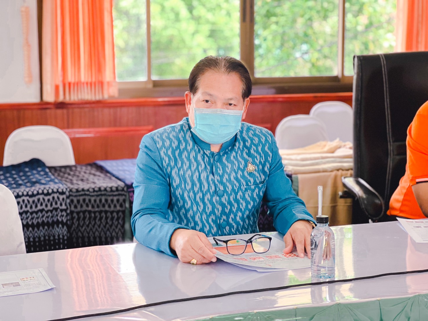 จังหวัดนครพนม เร่งขับเคลื่อนการทอผ้าลายพระราชทาน “ผ้าขิดลายนารีรัตนราชกัญญา” หนุน 14 กลุ่มทอผ้าอำเภอศรีสงคราม เพิ่มพูนทักษะการทอผ้าให้ได้คุณภาพและมาตรฐาน