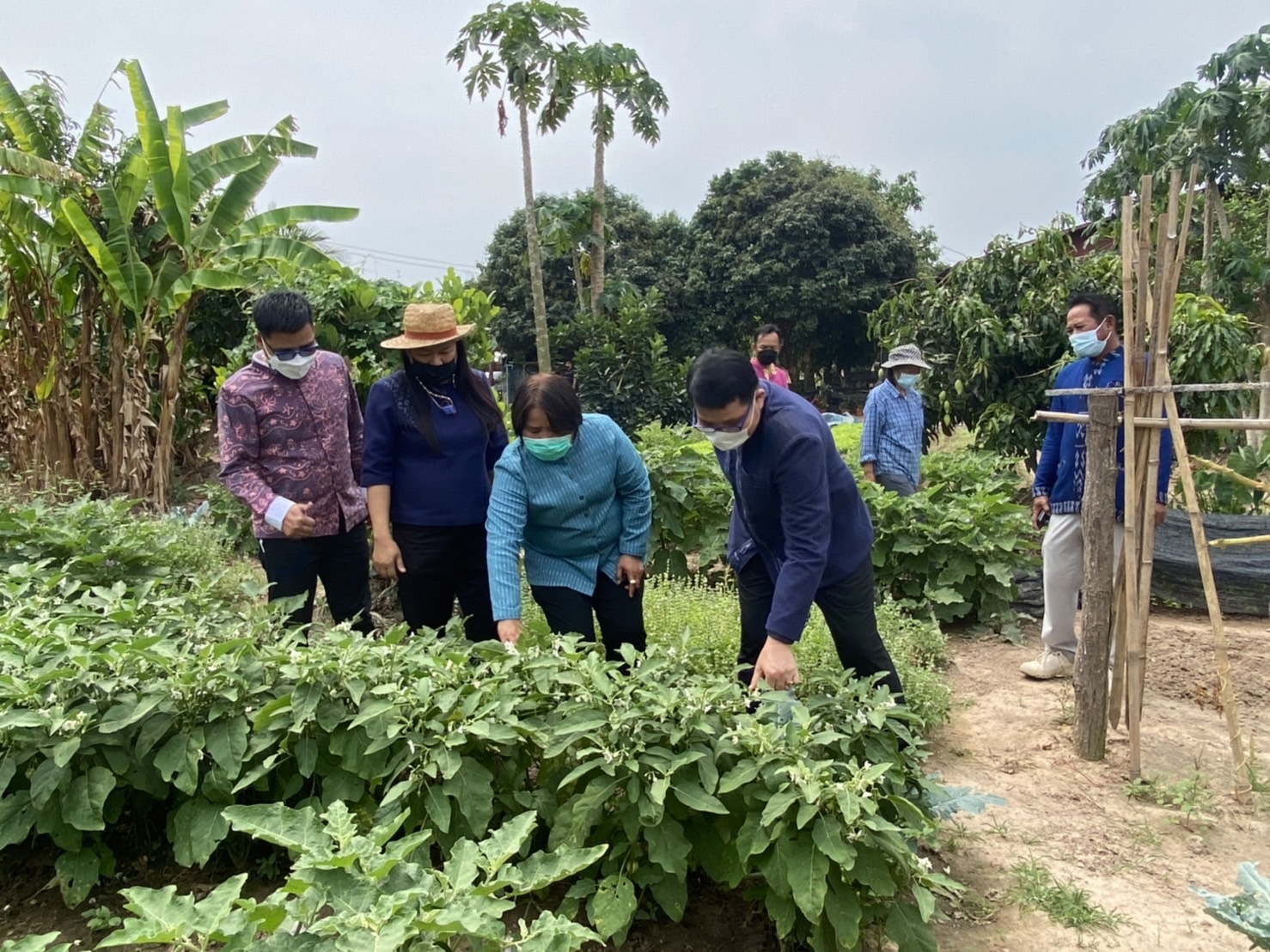 ผู้ตรวจราชการกรมการพัฒนาชุมชน เขตตรวจราชการที่ 11 ลงพื้นที่ติดตามผลการดำเนินงานขับเคลื่อนงานพัฒนาชุมชนจังหวัดนครพนม ประจำเดือน มีนาคม 2565