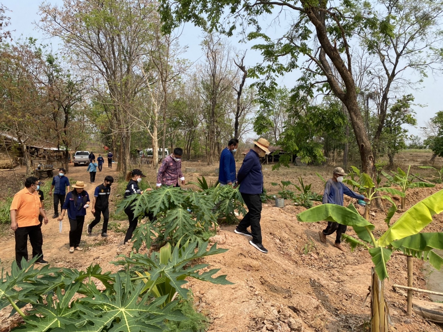 ผู้ตรวจราชการกรมการพัฒนาชุมชน เขตตรวจราชการที่ 11 ลงพื้นที่ติดตามผลการดำเนินงานขับเคลื่อนงานพัฒนาชุมชนจังหวัดนครพนม ประจำเดือน มีนาคม 2565