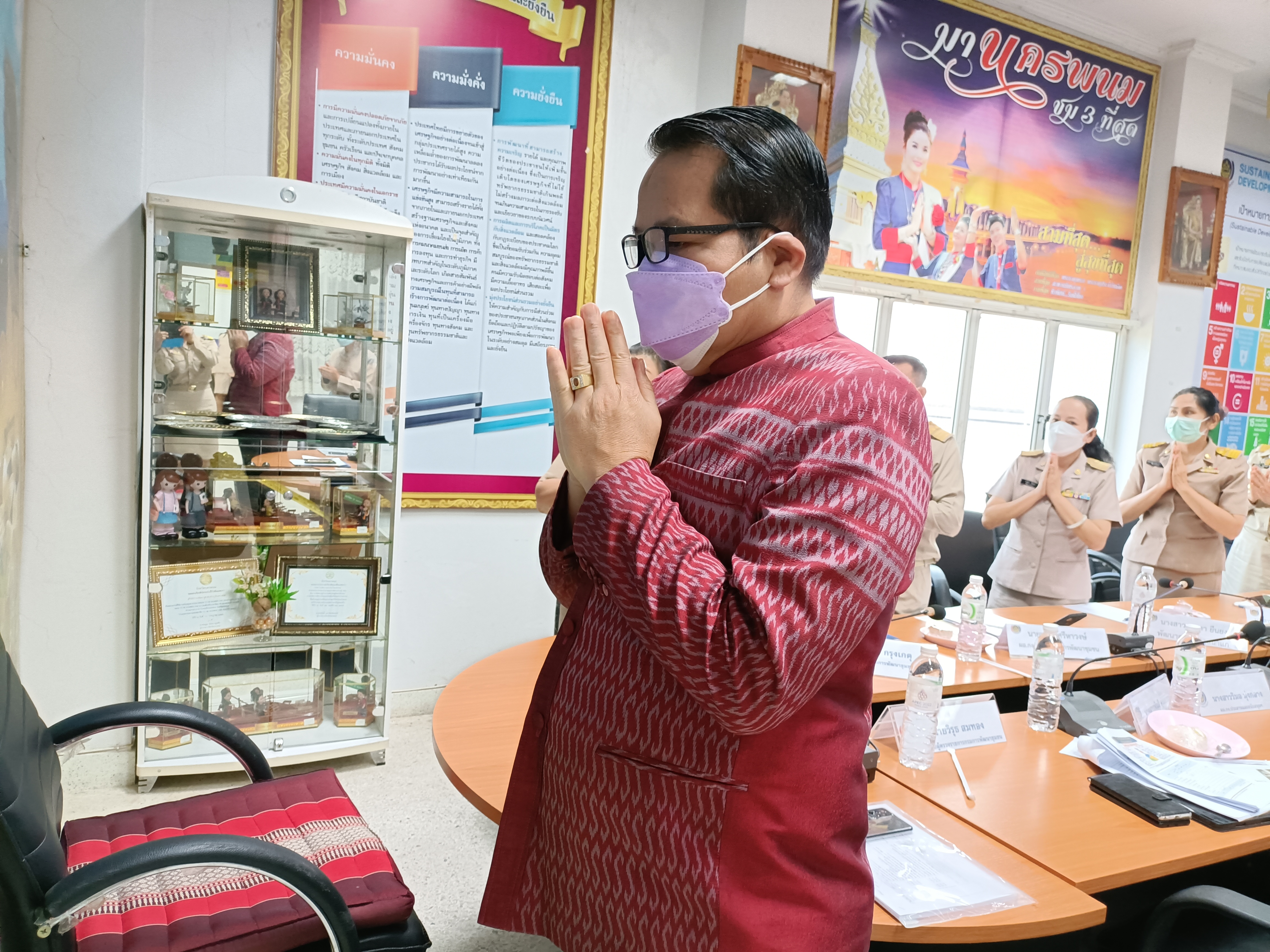 รองหัวหน้าผู้ตรวจราชการกรมการพัฒนาชุมชน มอบแนวทางการขับเคลื่อนงานพัฒนาชุมชน ไตรมาส 3-4 ปี 2565